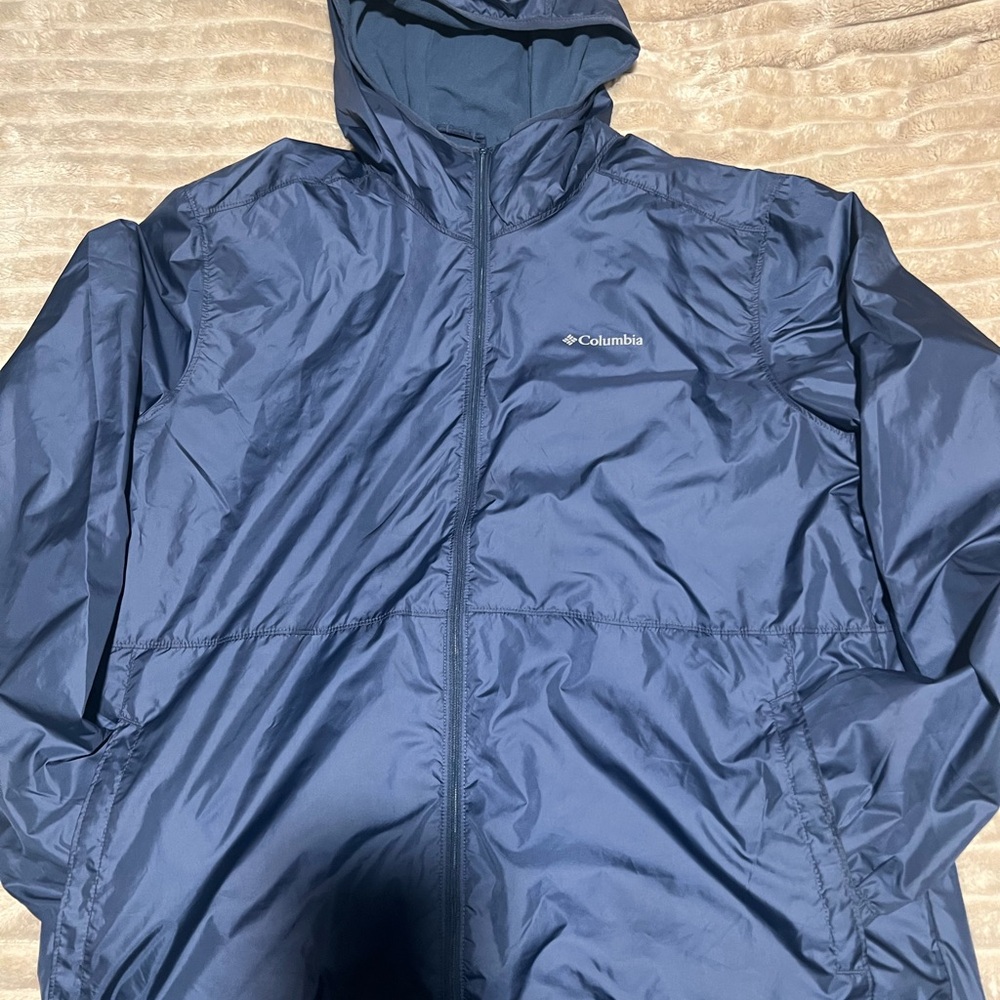 Columbia Men's Navy Windbreaker